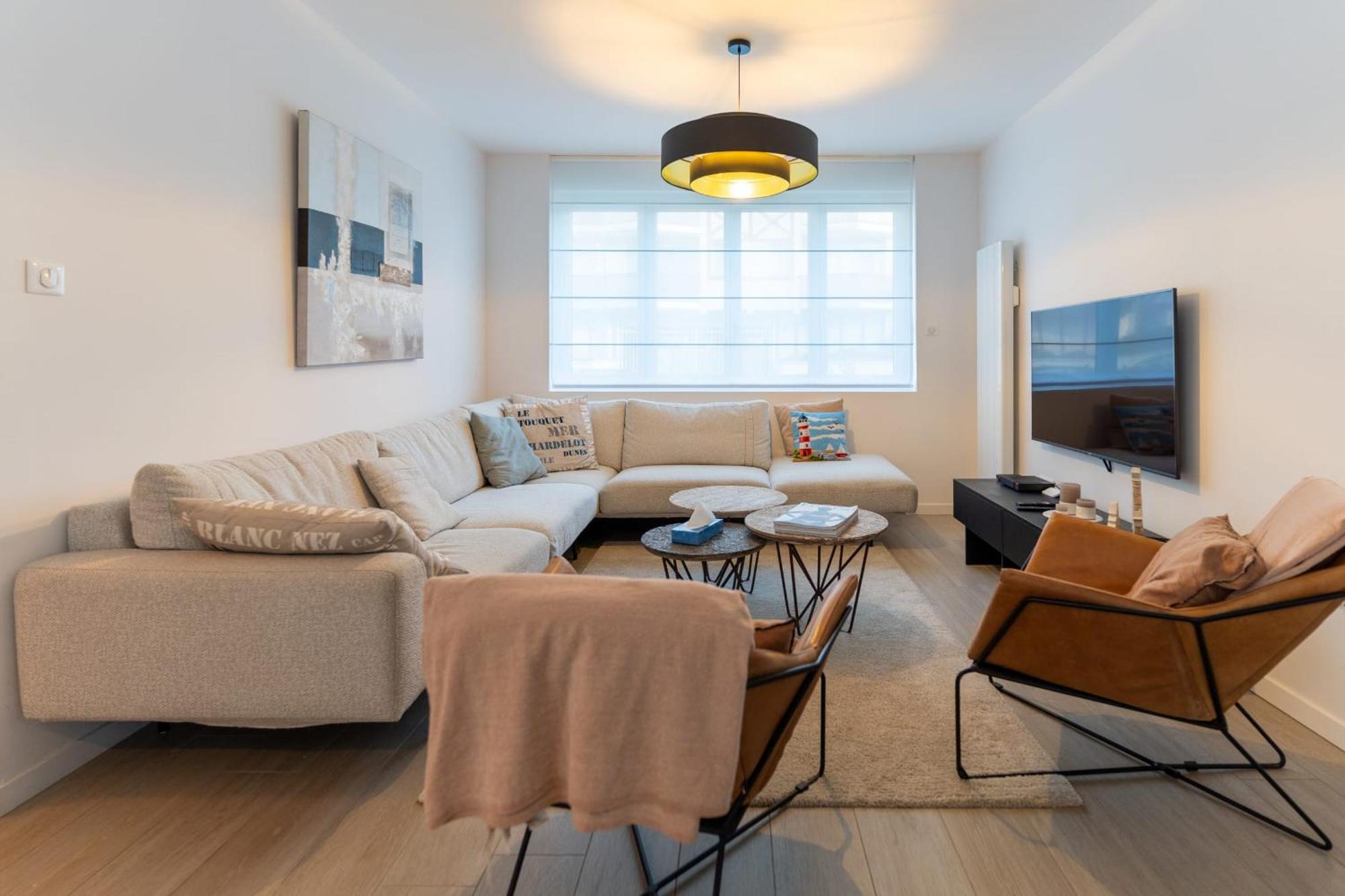 Superb Fully Renovated Semi-detached House For 6 People Le Touquet
